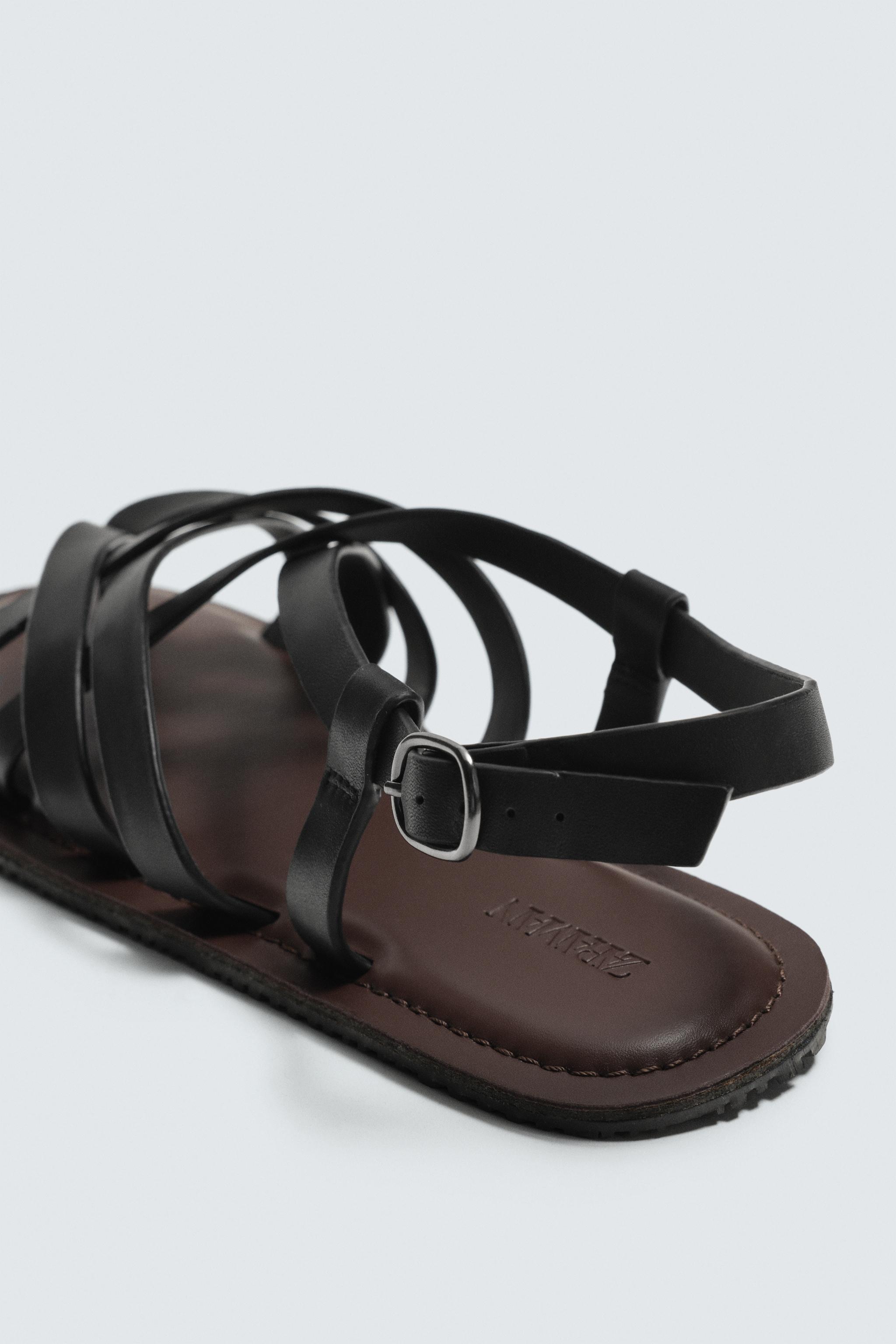 LEATHER STRAPPY SANDALS